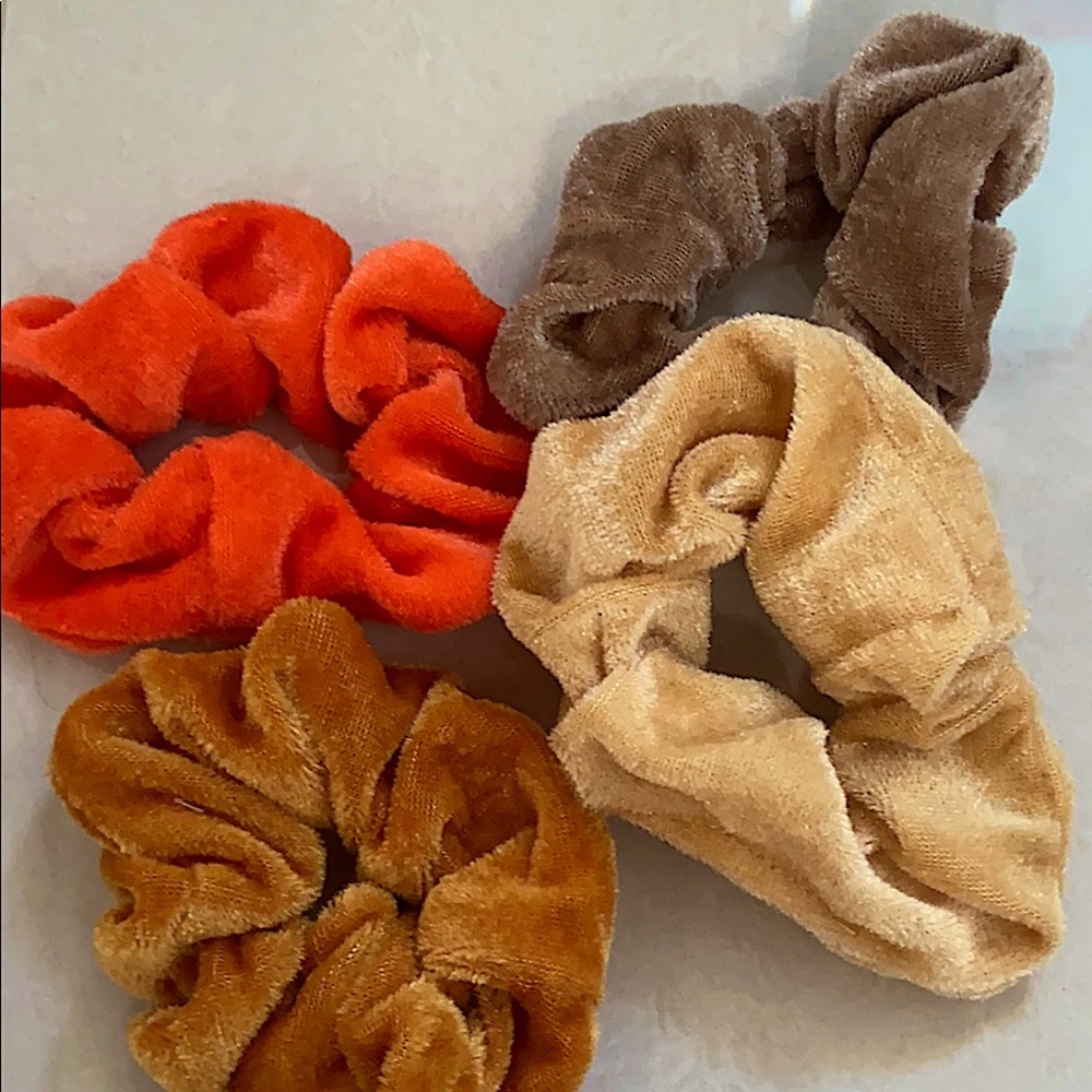 Scrunchie pack of 4